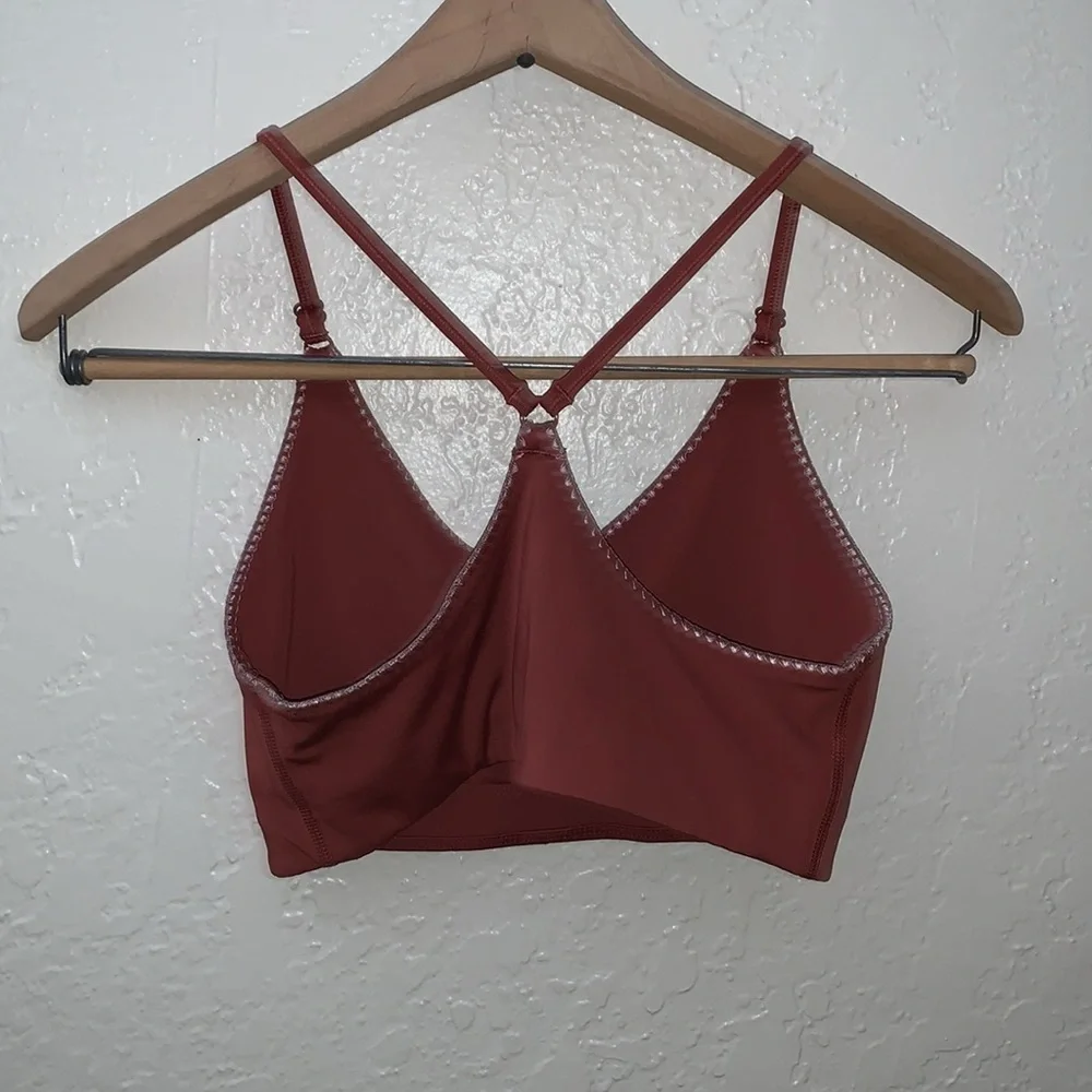 Nike Drifit Indy Terracotta Crochet Trim V Neck Yoga Sports Bra